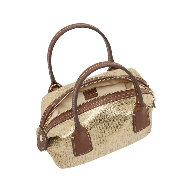 Жіноча золота сумка Parfois артикул 234660 _GD FW2025 Фото ракурс 5 - Жіноча золота сумка Parfois артикул 234660 _GD FW2025