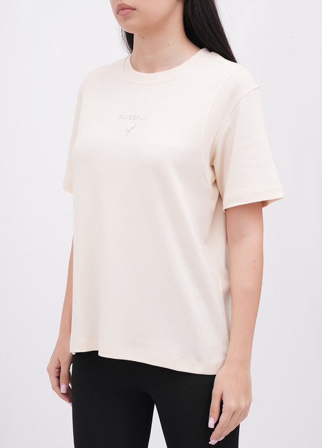 Жіноча молочна футболка EQUILIBRI артикул W213 098 000 ECRU FW2025 Фото ракурс 3 - Жіноча молочна футболка EQUILIBRI артикул W213 098 000 ECRU FW2025