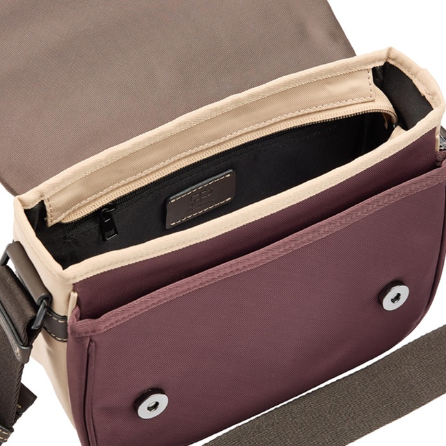 Фото ракурс 4 - Женская бордовая сумка Parfois артикул 242456 _BU SS2026