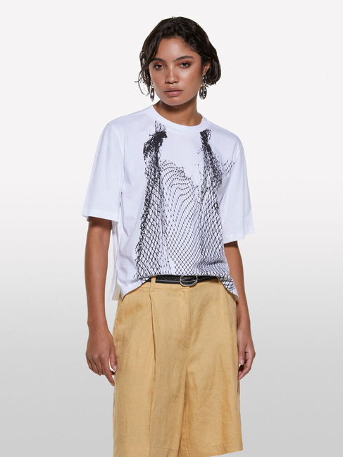 Фото ракурс 1 - Жіноча біла футболка Sisley артикул 3I1XL107G 901 25P