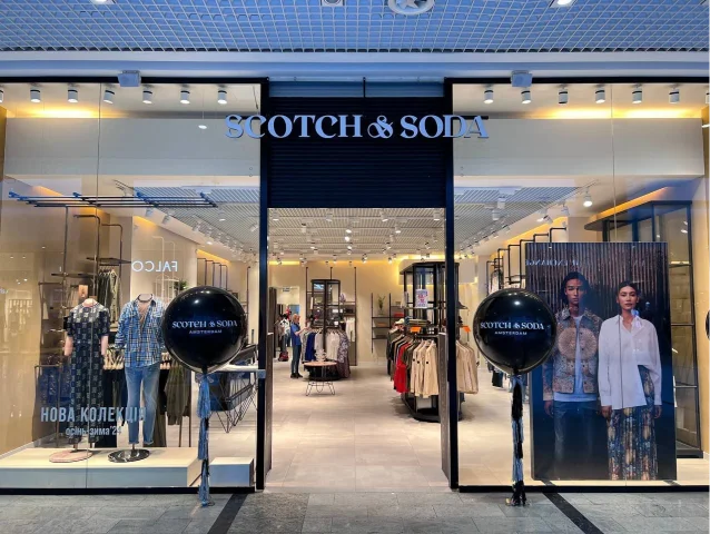 Вітрина магазину Scotch & Soda