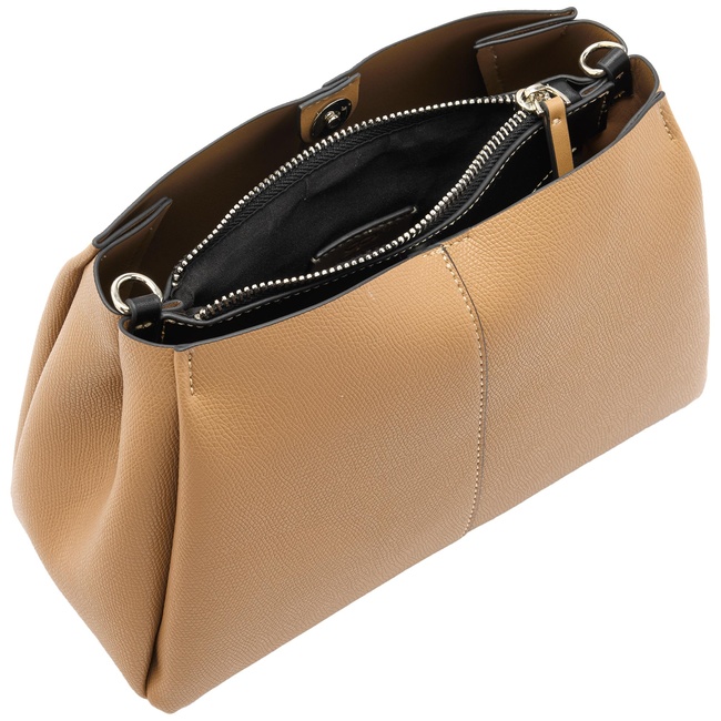 Женская коричневая сумка Parfois артикул 232456 _CA FW2025 Фото ракурс 5 - Женская коричневая сумка Parfois артикул 232456 _CA FW2025