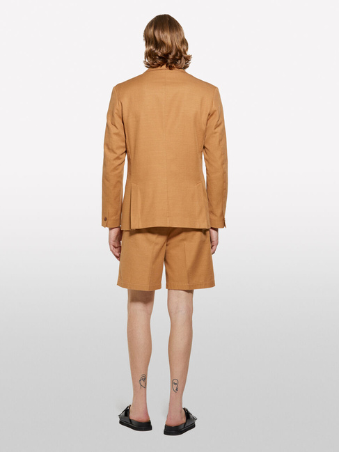 Мужские коричневые шорты Sisley артикул 4GJ0S9018 10G 25P Фото ракурс 2 - Мужские коричневые шорты Sisley артикул 4GJ0S9018 10G 25P