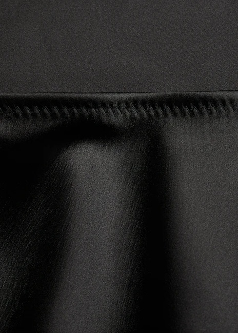 Жіноча чорна спiдниця Mango артикул 17051288 99 1 season Фото ракурс 6 - Жіноча чорна спiдниця Mango артикул 17051288 99 1 season