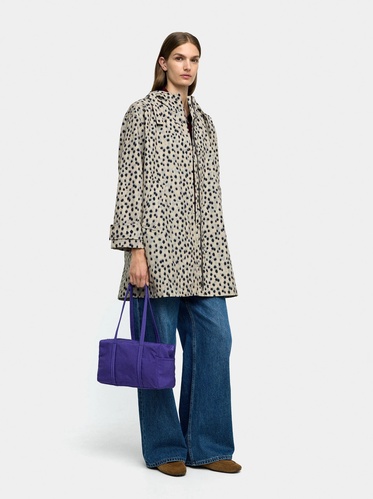 Фото ракурс 1 - Жіночий бежевий плащ Parfois артикул 237434 _BM FW2025