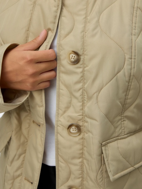 Женская бежевая куртка Vero Moda артикул 10331508 EUCALYPTUS FW2025 Фото ракурс 5 - Женская бежевая куртка Vero Moda артикул 10331508 EUCALYPTUS FW2025