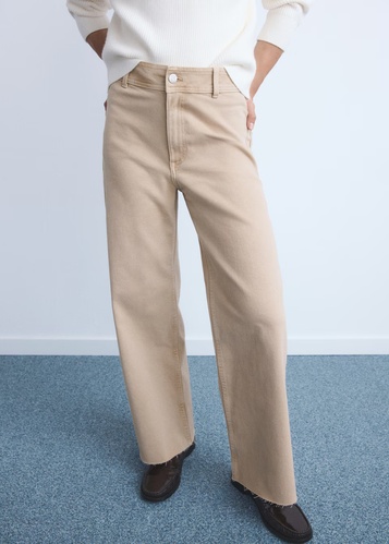 Фото ракурс 1 - Жіночі бежеві джинси Mango артикул 17001210 07 1 season