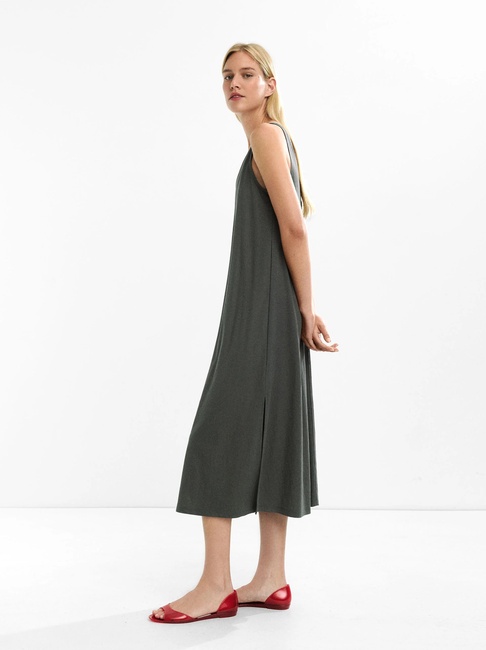 Женское зеленое платье Parfois артикул 232419 _KK FW2025 Фото ракурс 3 - Женское зеленое платье Parfois артикул 232419 _KK FW2025