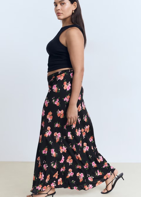 Жіноча чорна спiдниця Mango артикул 17041156 99 1 season Фото ракурс 7 - Жіноча чорна спiдниця Mango артикул 17041156 99 1 season