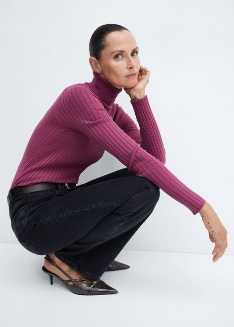 Фото ракурс 4 - Жіноча рожева водолазка Mango артикул 57007743 65 5 season