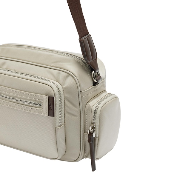 Фото ракурс 3 - Жіноча молочна сумка Parfois артикул 238274 _EC FW2025