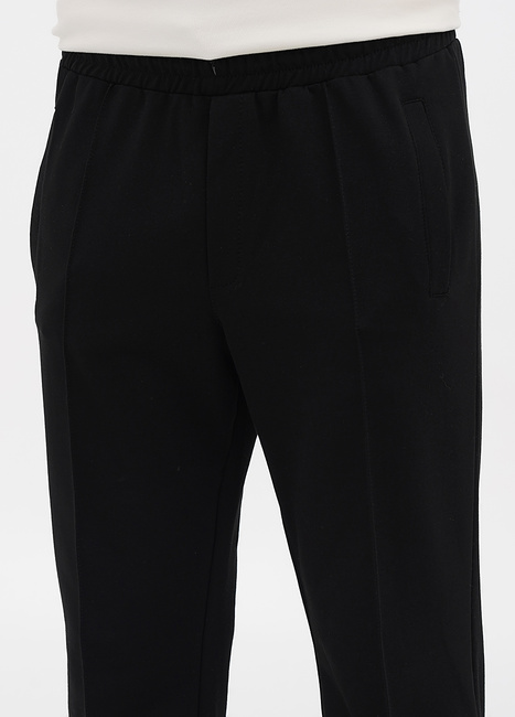 Фото ракурс 3 - Мужские чёрные штаны EQUILIBRI  артикул M MH Sports Pant Black FW2023