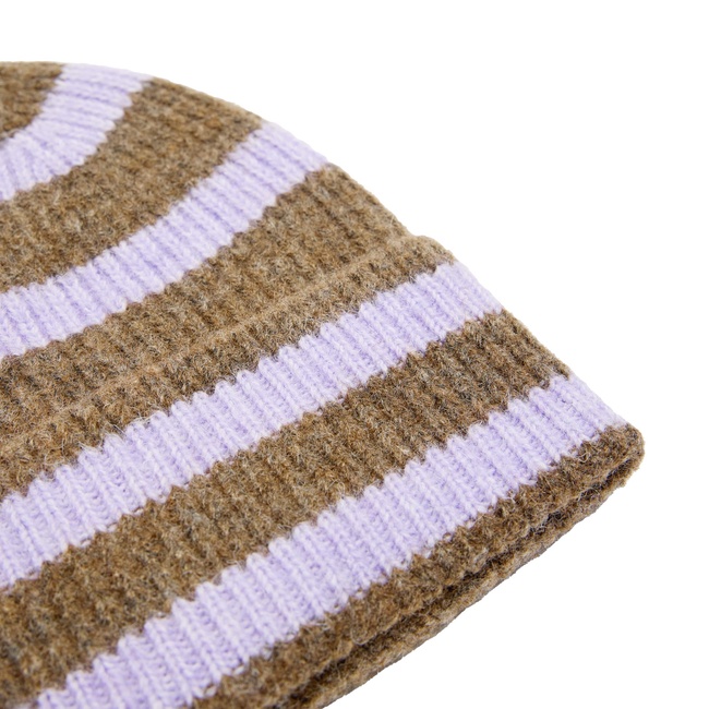 Женская разноцветная шапка Parfois артикул 240535 _DM FW2025 Фото ракурс 3 - Женская разноцветная шапка Parfois артикул 240535 _DM FW2025