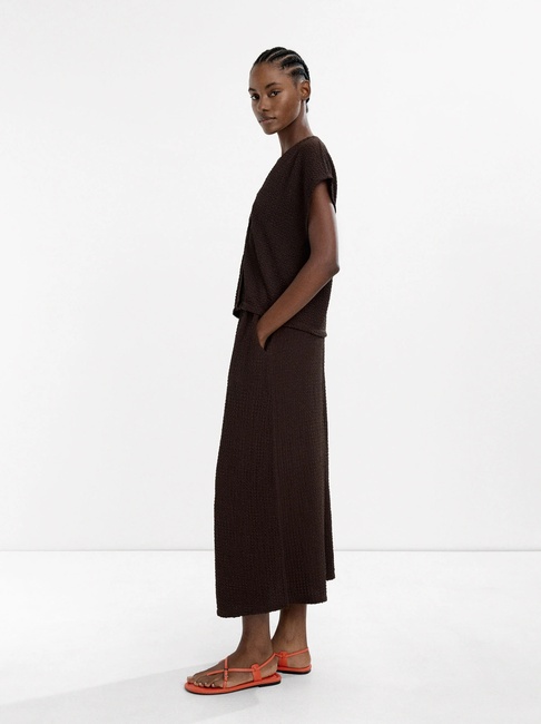 Жіноча коричнева блузка Parfois артикул 236799 _BN FW2025 Фото ракурс 3 - Жіноча коричнева блузка Parfois артикул 236799 _BN FW2025