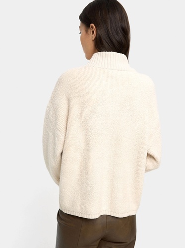 Фото ракурс 2 - Жіночий молочний кардиган Parfois артикул 241307 _EC FW2025