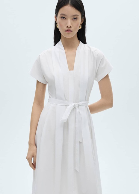 Жіноча біла сукня Mango артикул 87060582 01 8 season Фото ракурс 1 - Жіноча біла сукня Mango артикул 87060582 01 8 season