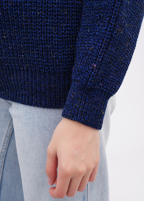 Фото ракурс 4 - Жіночий синій светр EQUILIBRI артикул W342 064 000 NAVY BLUE FW2025