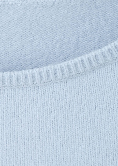 Жіночий блакитний джемпер Mango артикул 17007793 50 1 season Фото ракурс 5 - Жіночий блакитний джемпер Mango артикул 17007793 50 1 season