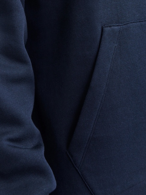 Мужское синее худи Jack & Jones артикул 12268422 Sky Captain FW2025 Фото ракурс 5 - Мужское синее худи Jack & Jones артикул 12268422 Sky Captain FW2025