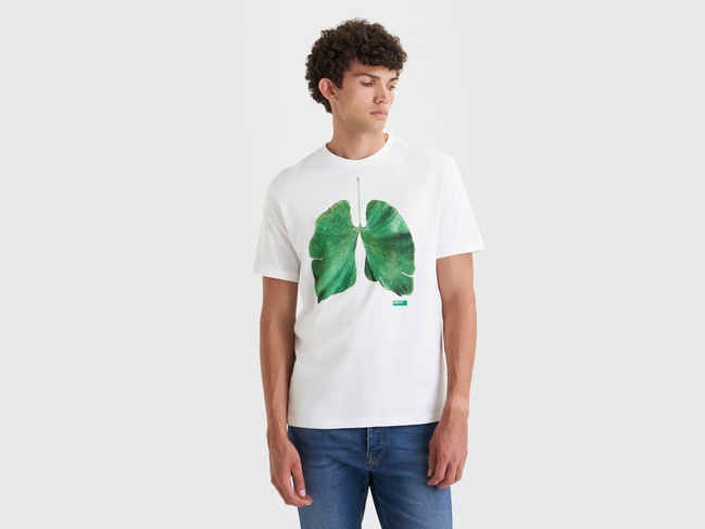 Чоловіча біла футболка Benetton артикул 3BL0U10AG 101 25P Фото ракурс 5 - Чоловіча біла футболка Benetton артикул 3BL0U10AG 101 25P