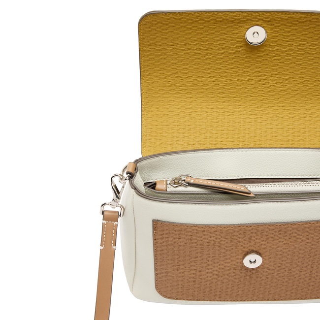 Жіноча жовта сумка Parfois артикул 230369 _YL SS2025 Фото ракурс 4 - Жіноча жовта сумка Parfois артикул 230369 _YL SS2025