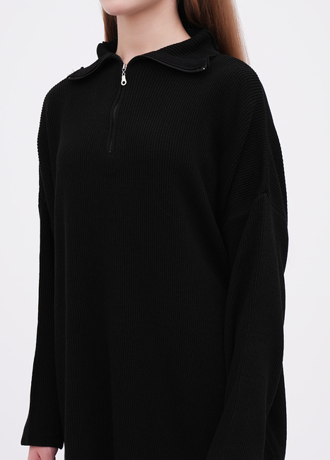 Фото ракурс 3 - Жіночий чорний светр EQUILIBRI артикул W391 037 100 Black FW2025