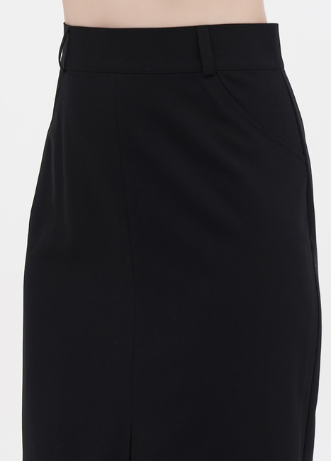 Фото ракурс 1 - Жіноча чорна спiдниця EQUILIBRI  артикул SVT Skirt TR Black SS2023